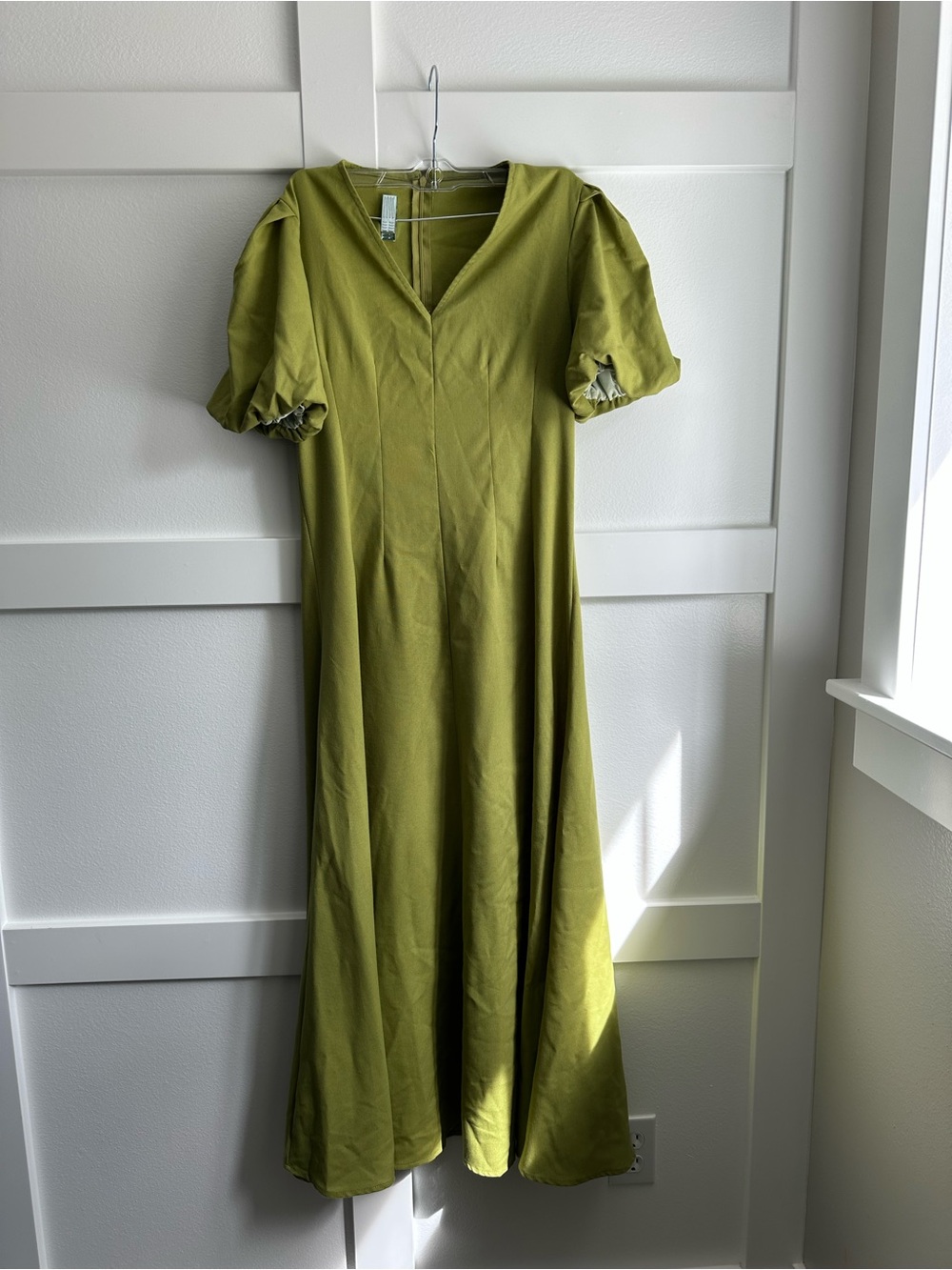 Olive Green Puff-Sleeve Midi Dress